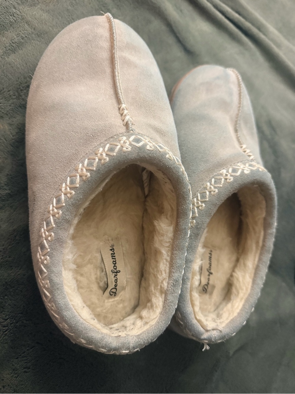 dearfoams Light Gray Suede Fleece Clog Slippers